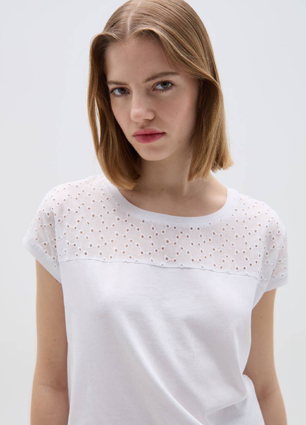 Ovs T-shirt in cotone con sangallo Negozio