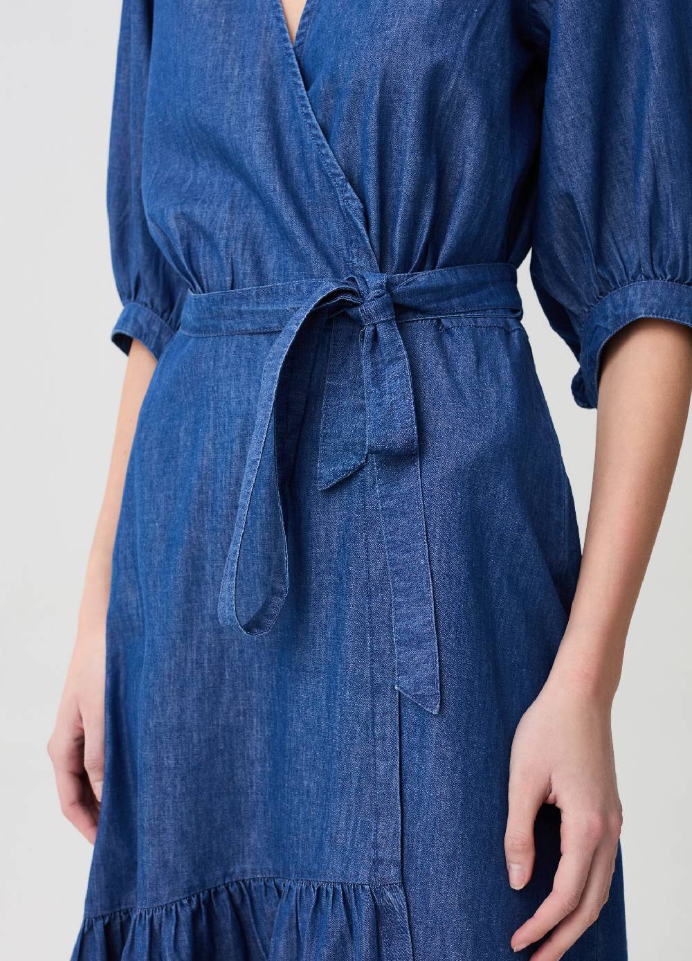 Ovs Abito midi in denim a portafoglio 2025