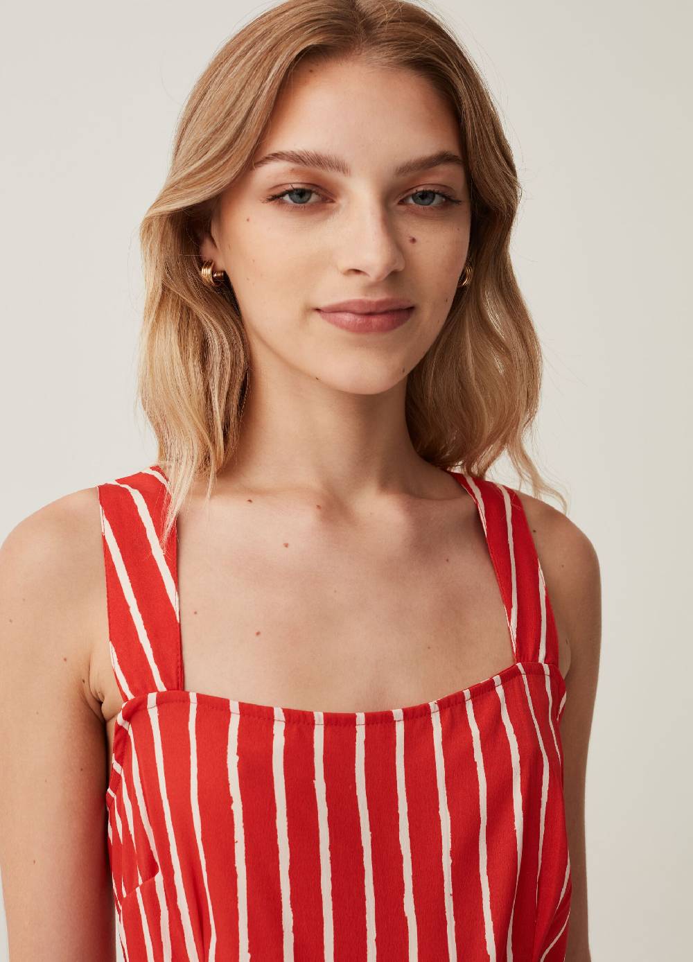 Ovs Tuta intera cropped con stampa all-over Sottocosto