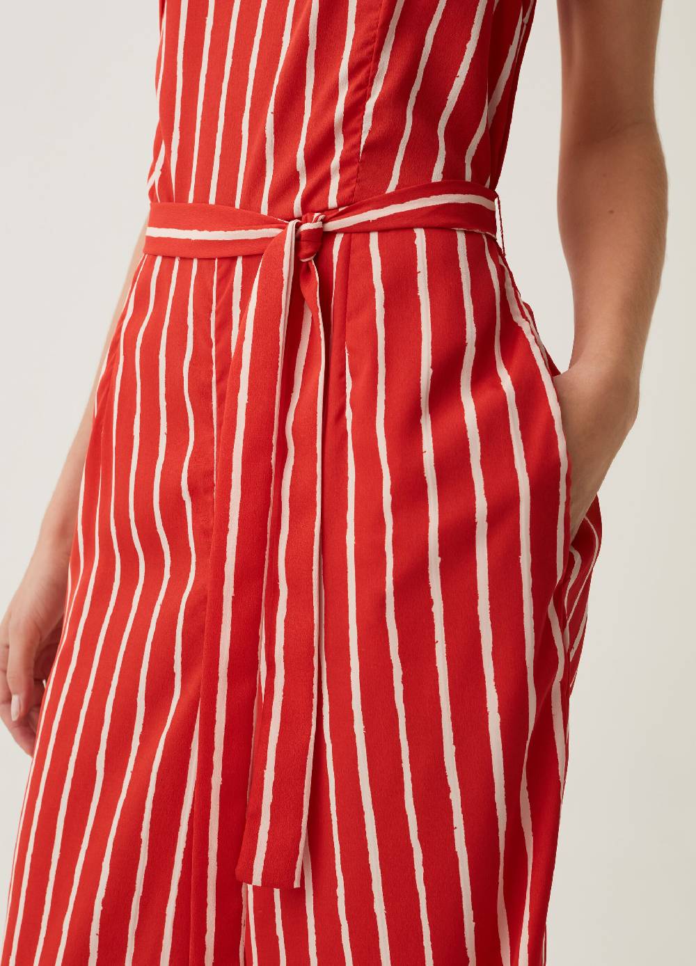 Ovs Tuta intera cropped con stampa all-over Sottocosto