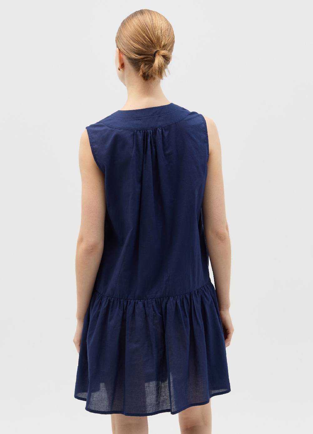 Ovs Vestito corto smanicato con balza Economico