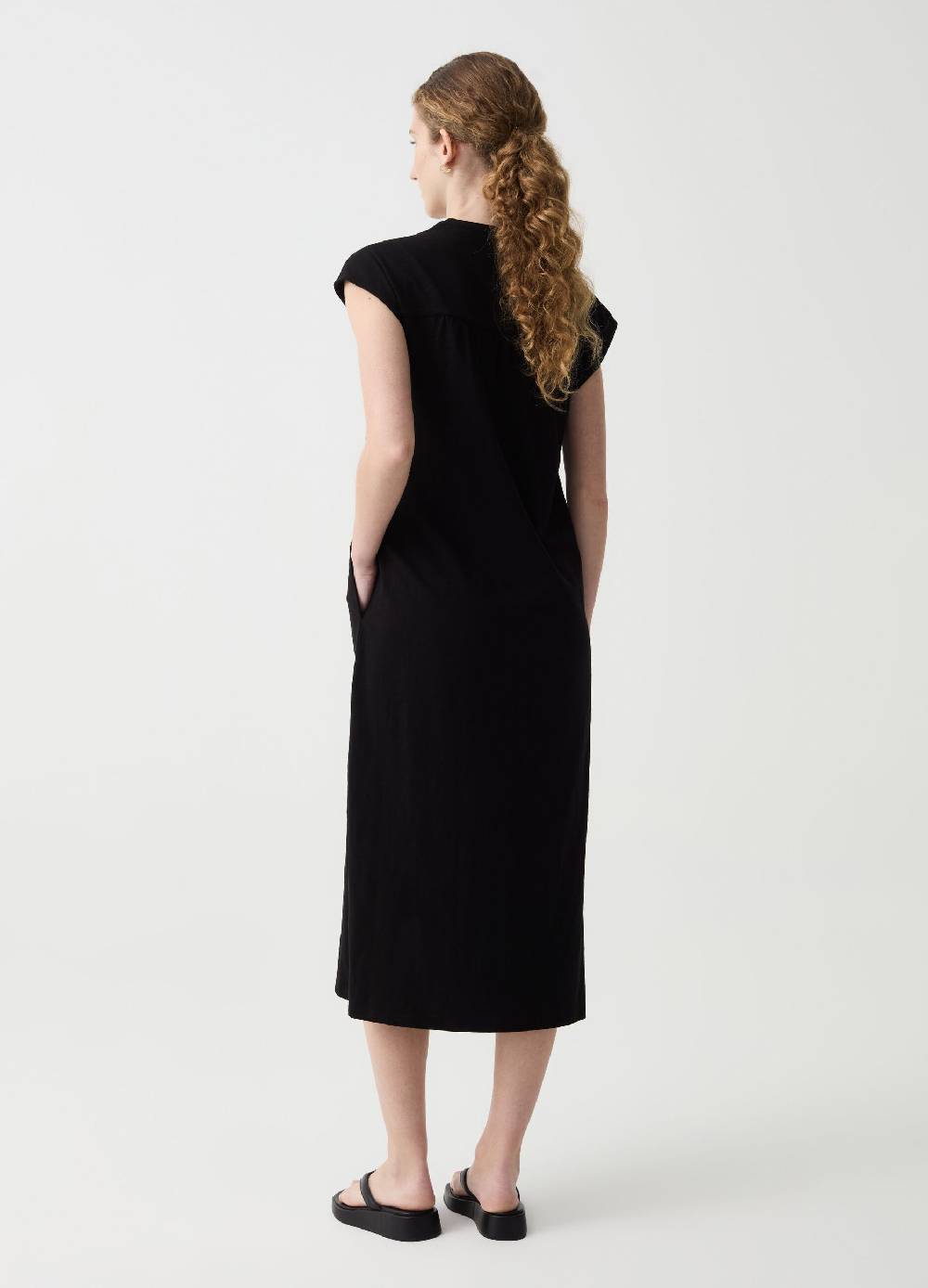 Ovs Vestito Essential lungo con apertura a V Saldi