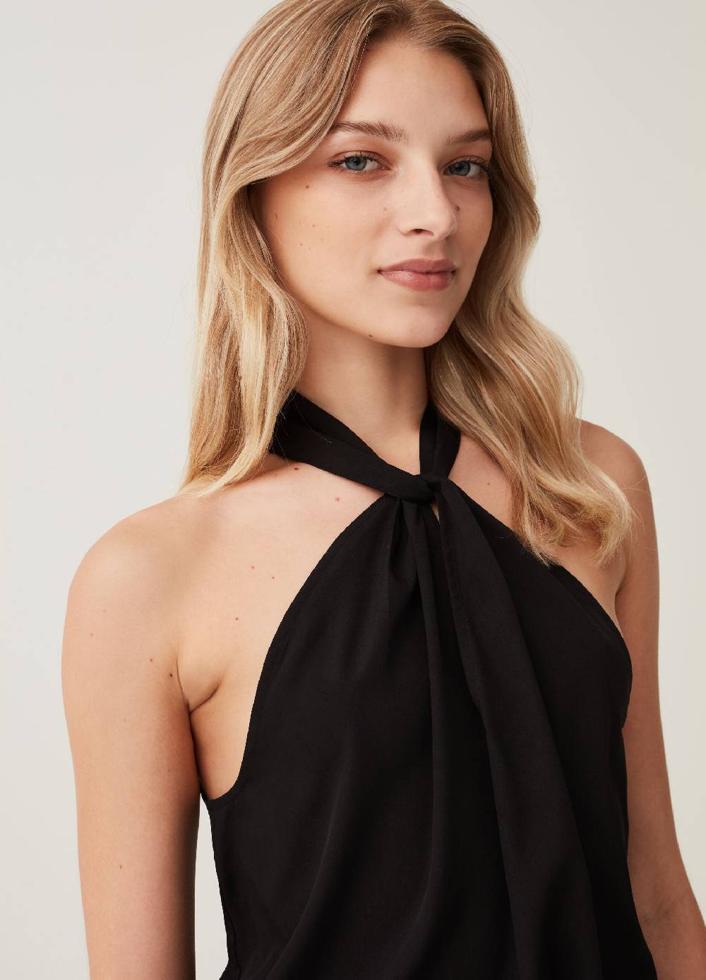 Ovs Tuta intera in satin scollo all'americana I Più Venduti