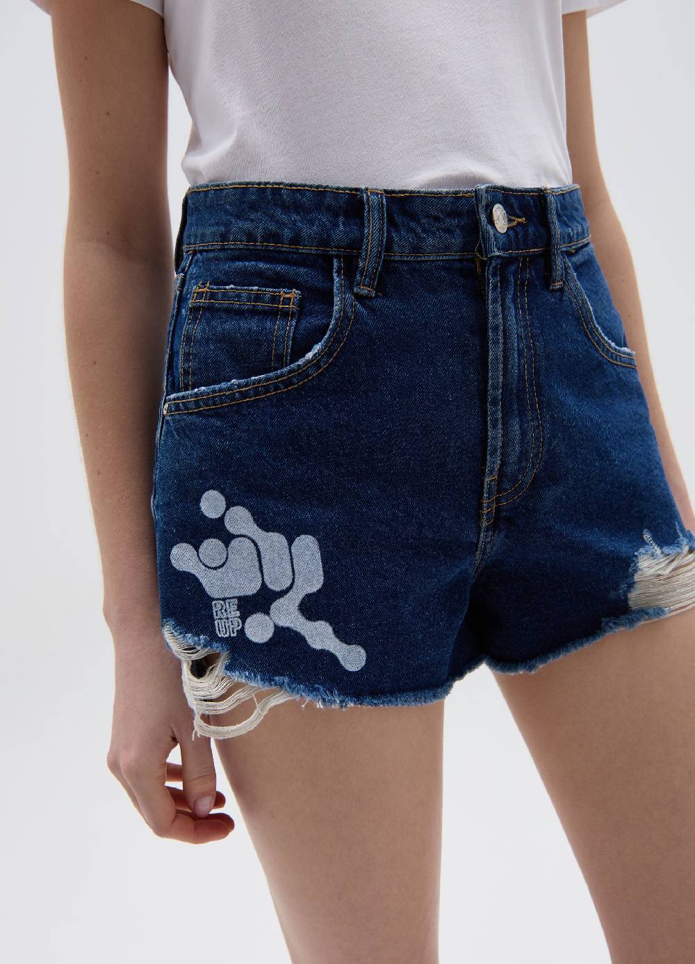 Ovs Shorts in denim con strappi RE-UP Promozione temporanea