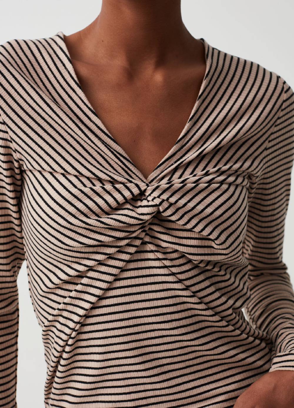 Ovs T-shirt a righe con maniche lunghe e nodo In Saldo