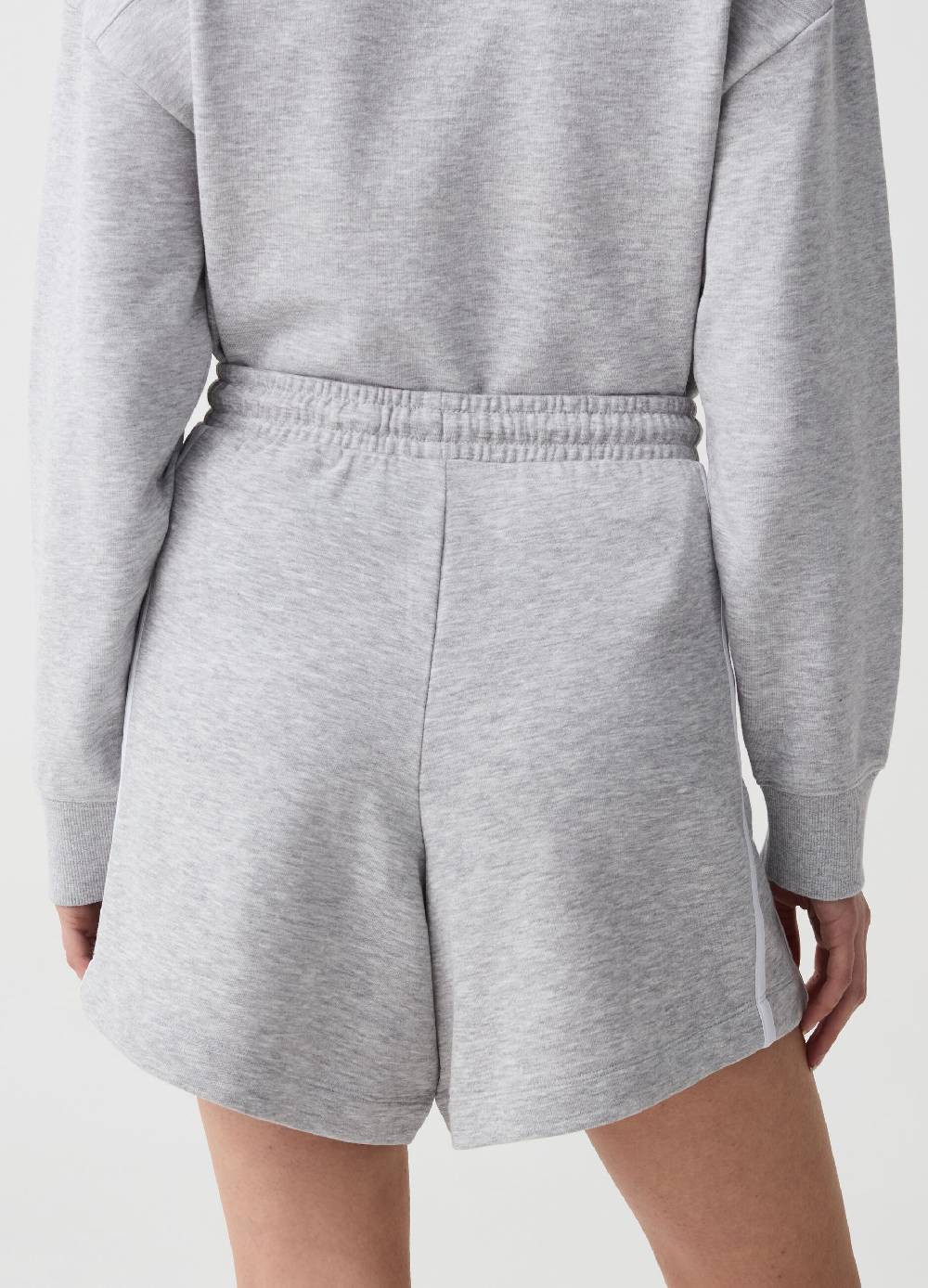 Ovs Bermuda jogger Essential con profili rigati Negozio