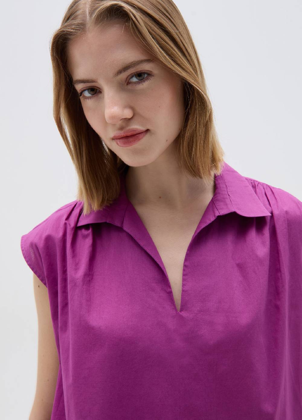 Ovs Blusa smanicata con scollo a polo In Linea