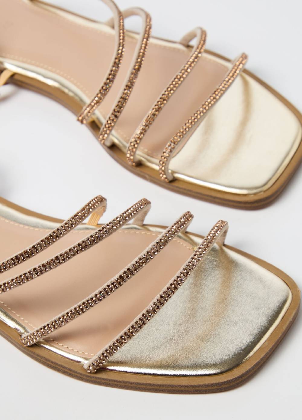 Ovs Sandali bassi con listini in strass Sottocosto