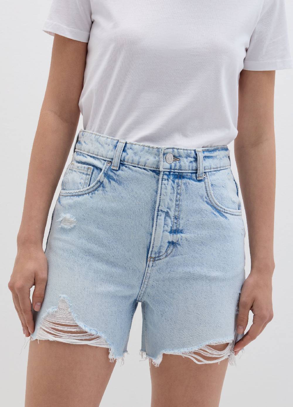 Ovs Shorts mom fit in denim con strappi Fino Al -60%