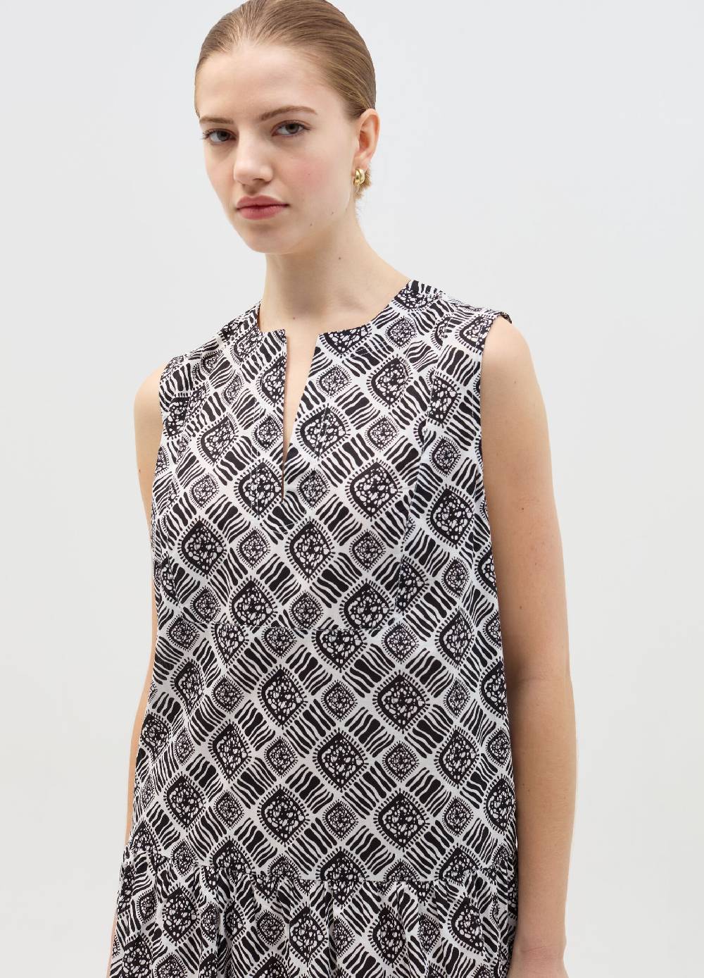 Ovs Vestito corto smanicato con balza Prezzo Ridotto