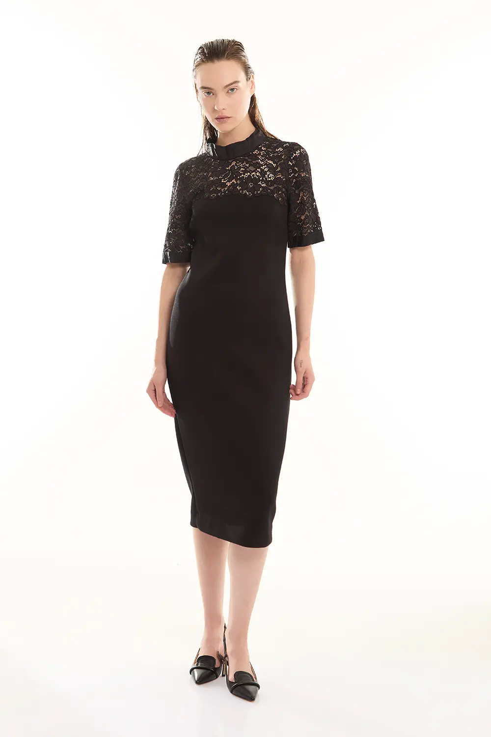 P.A.R.O.S.H. ABITO CON PIZZO Nuova