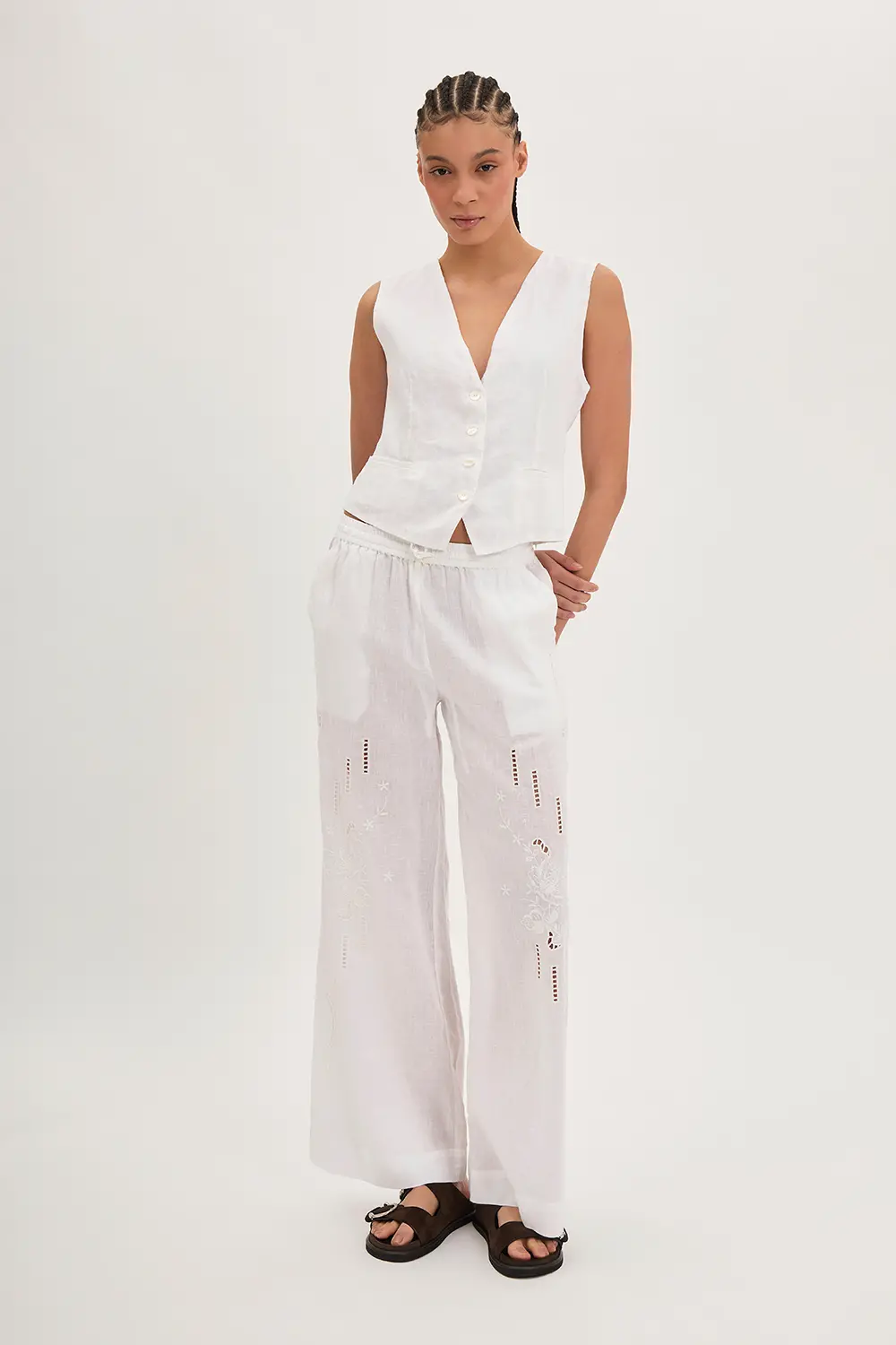 P.A.R.O.S.H. PANTALONE IN LINO CON RICAMO Economico