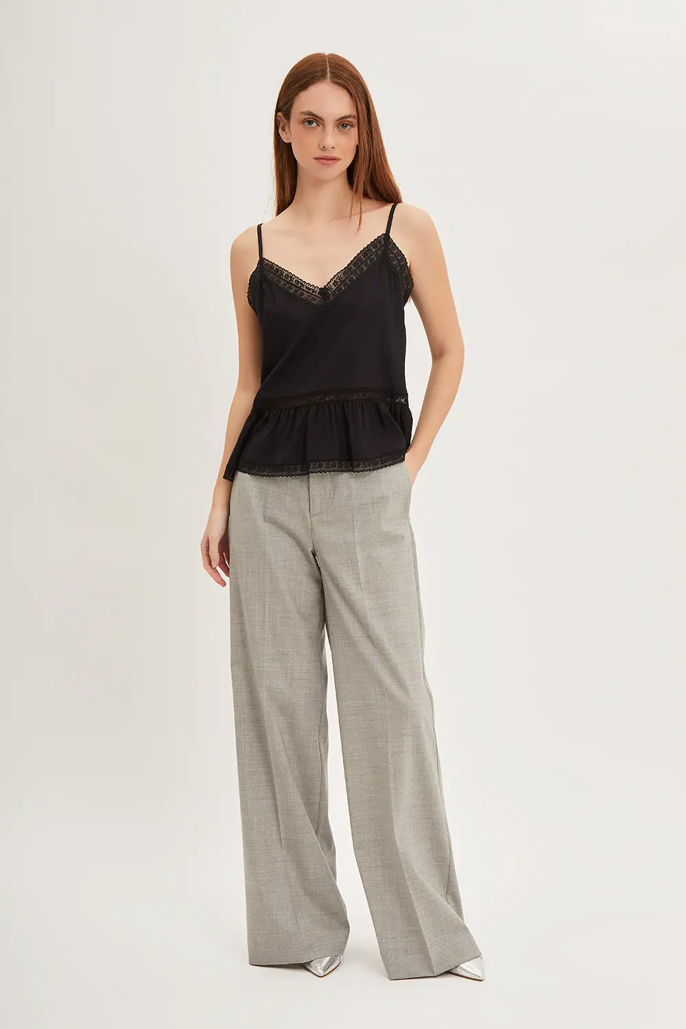 P.A.R.O.S.H. TOP CON PIZZO Black Friday Prezzi