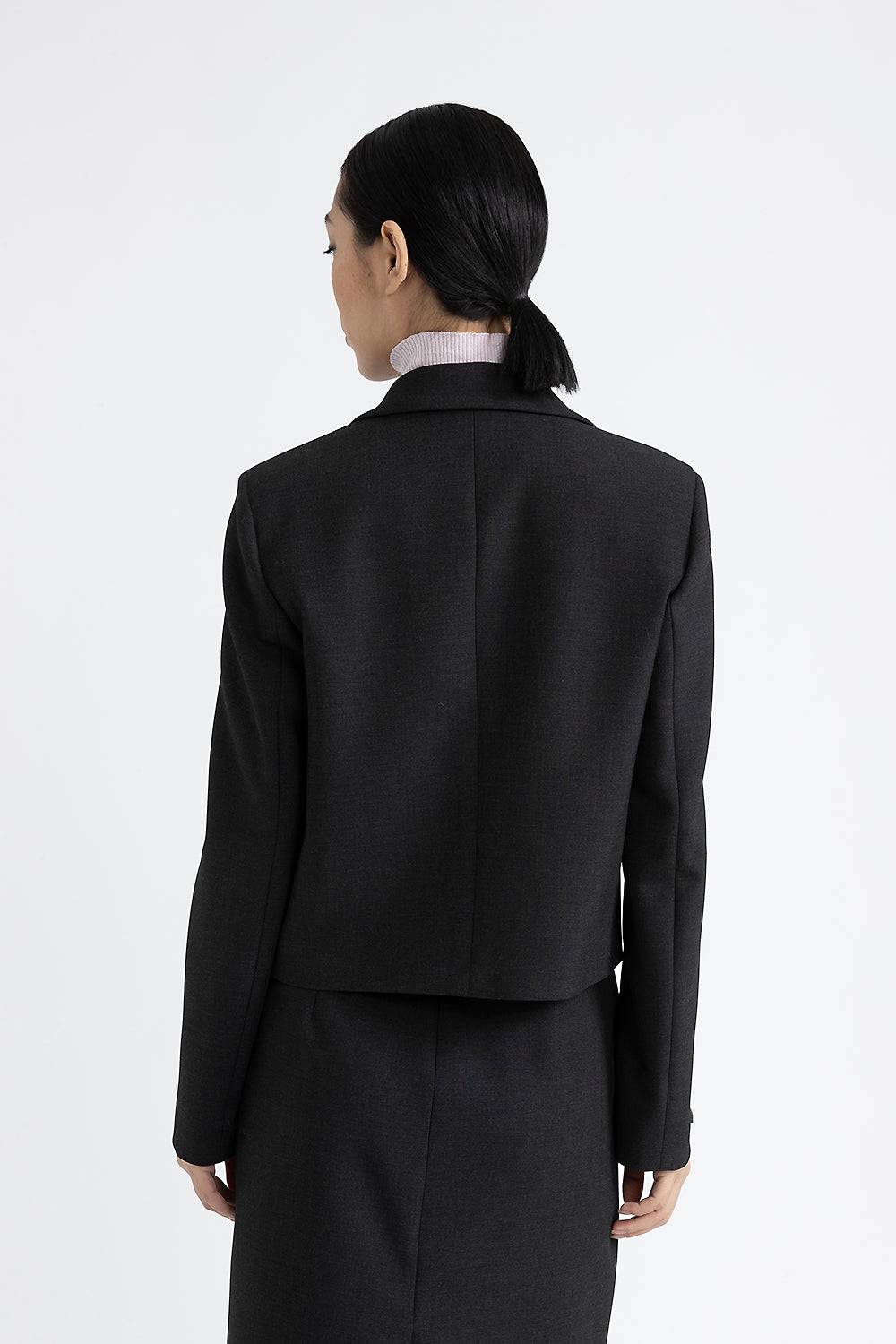Peserico Blazer crop in tela tecnica double Novità