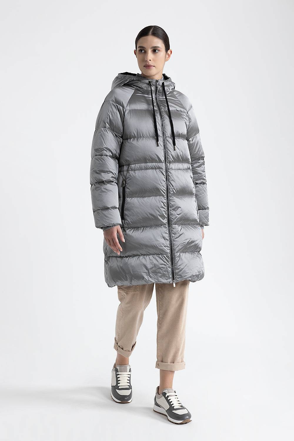Peserico Piumino lungo con cappuccio in twill di nylon WR