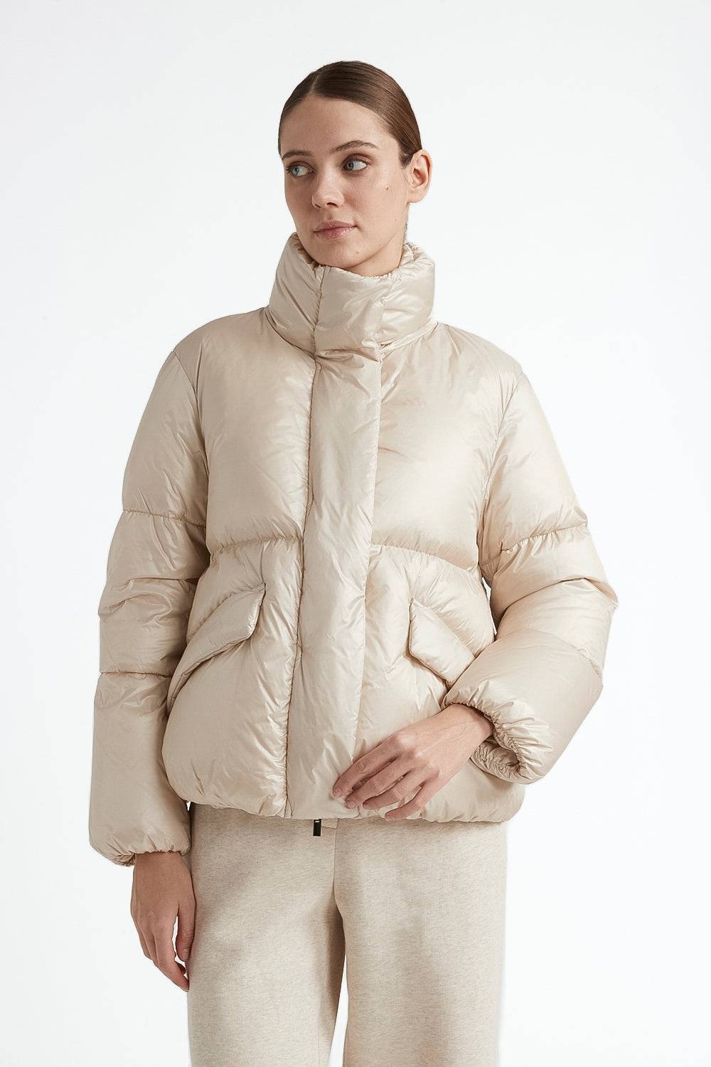 Peserico Piumino d'oca corto in nylon ultraleggero Economico