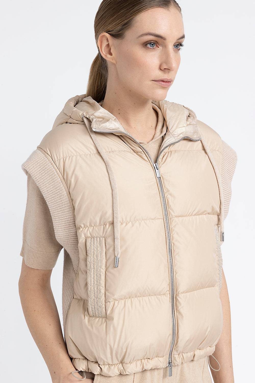 Peserico Gilet in piuma con cappuccio in lana e microfibra 2025