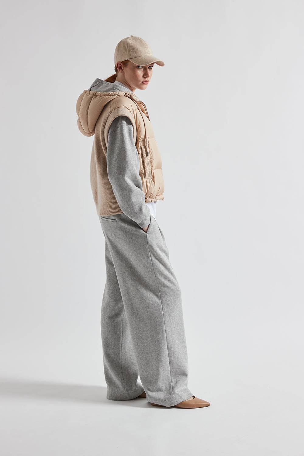 Peserico Gilet in piuma con cappuccio in lana e microfibra 2025