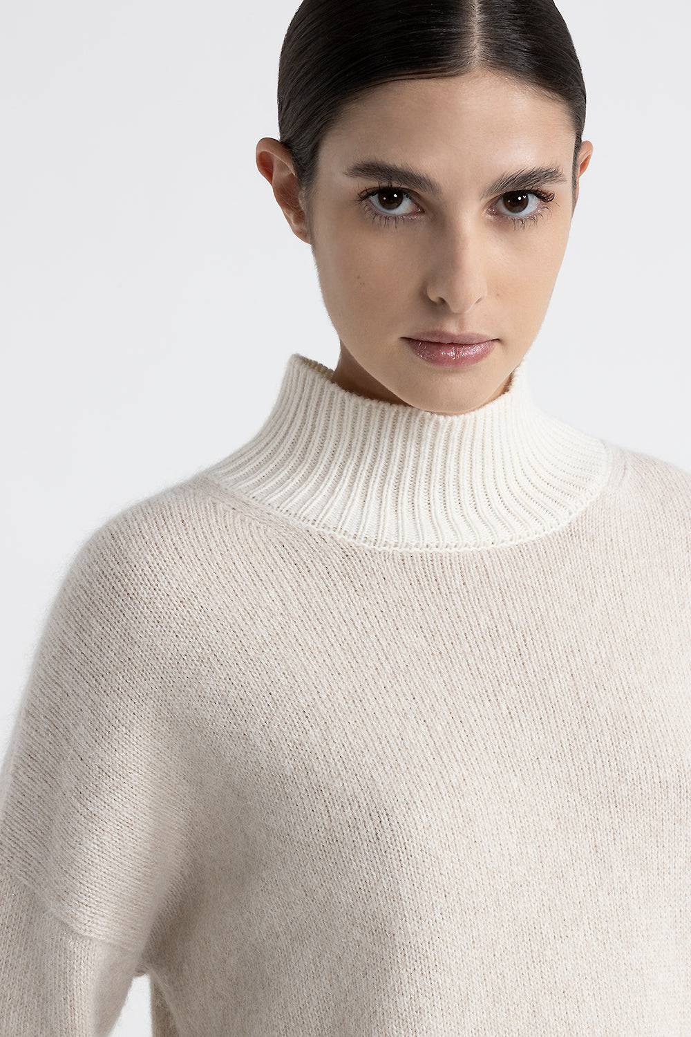 Peserico Maglia collo alto in lana, cashmere e alpaca In Vendita