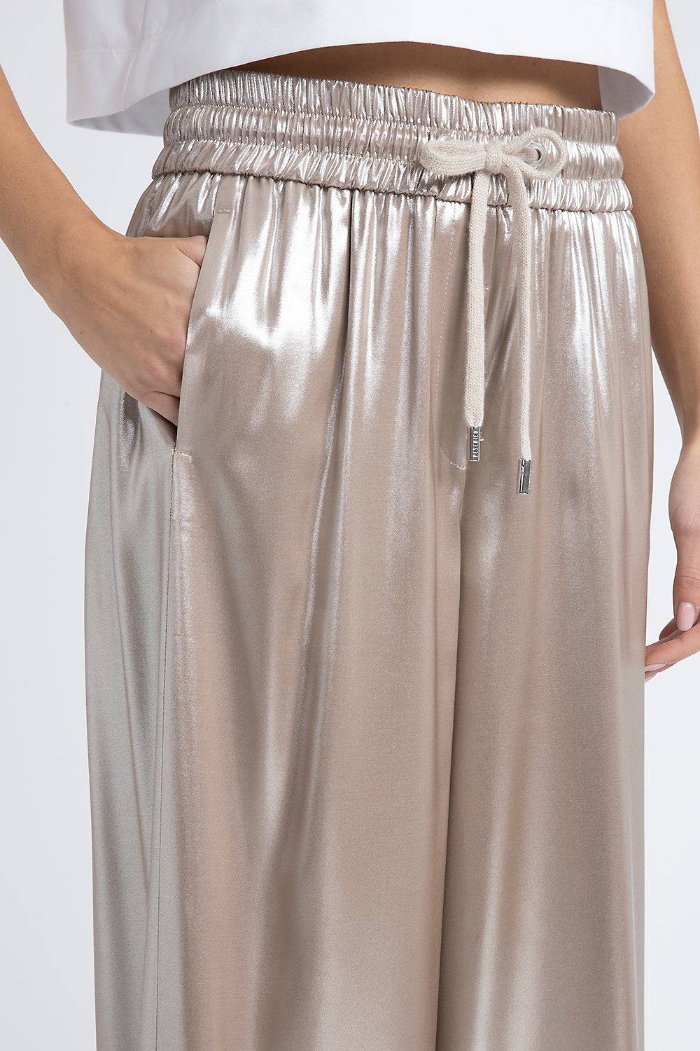Peserico Pantalone in fluido twill laminato argento Novità