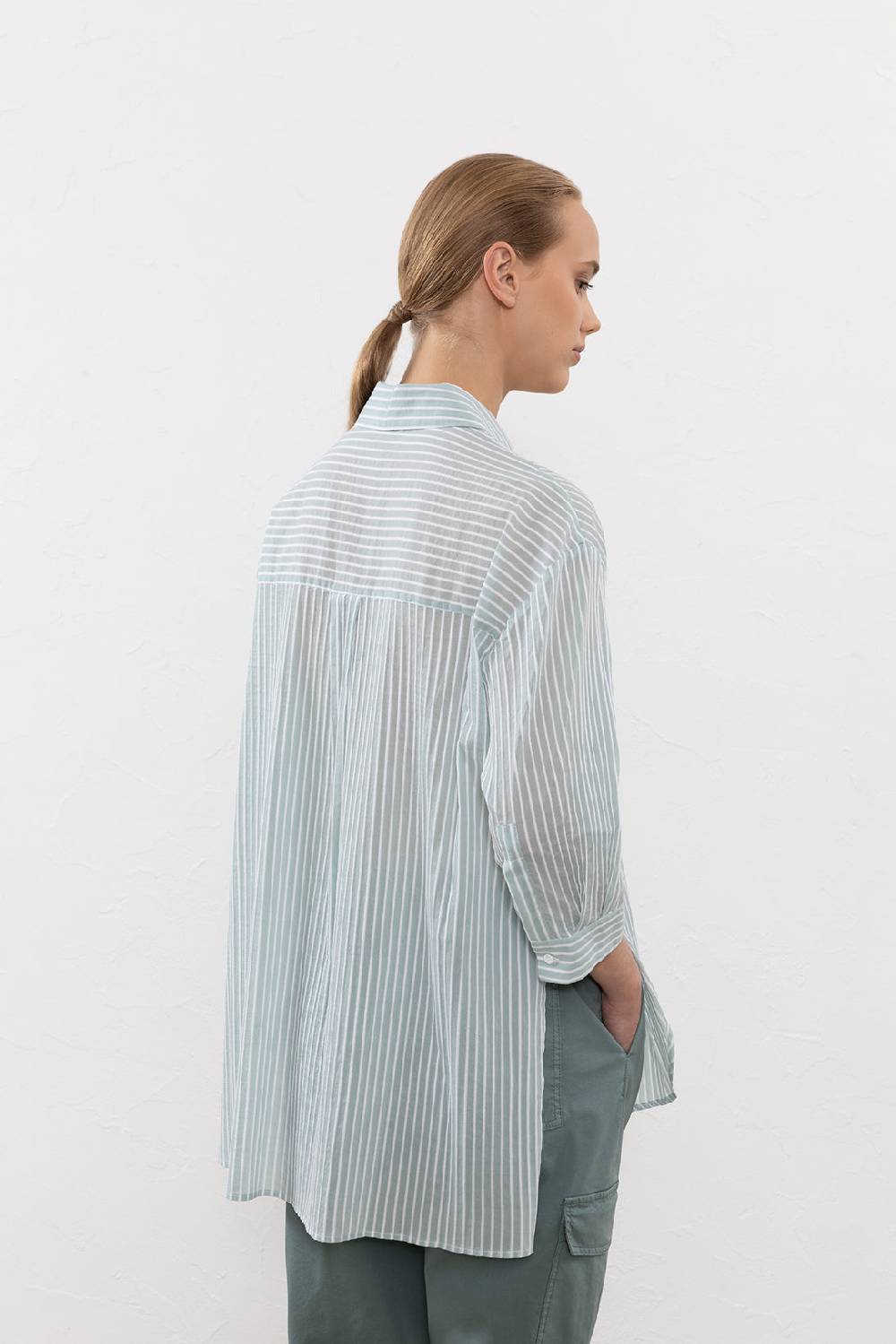 Peserico Camicia in leggera tela rigata di cotone Italia