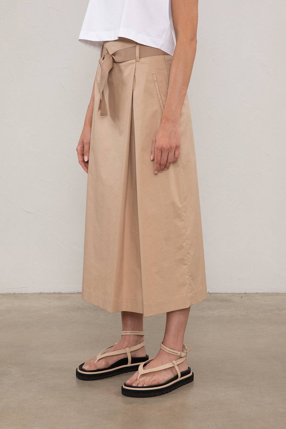 Peserico Gonna midi in leggero raso di cotone stretch Nuova