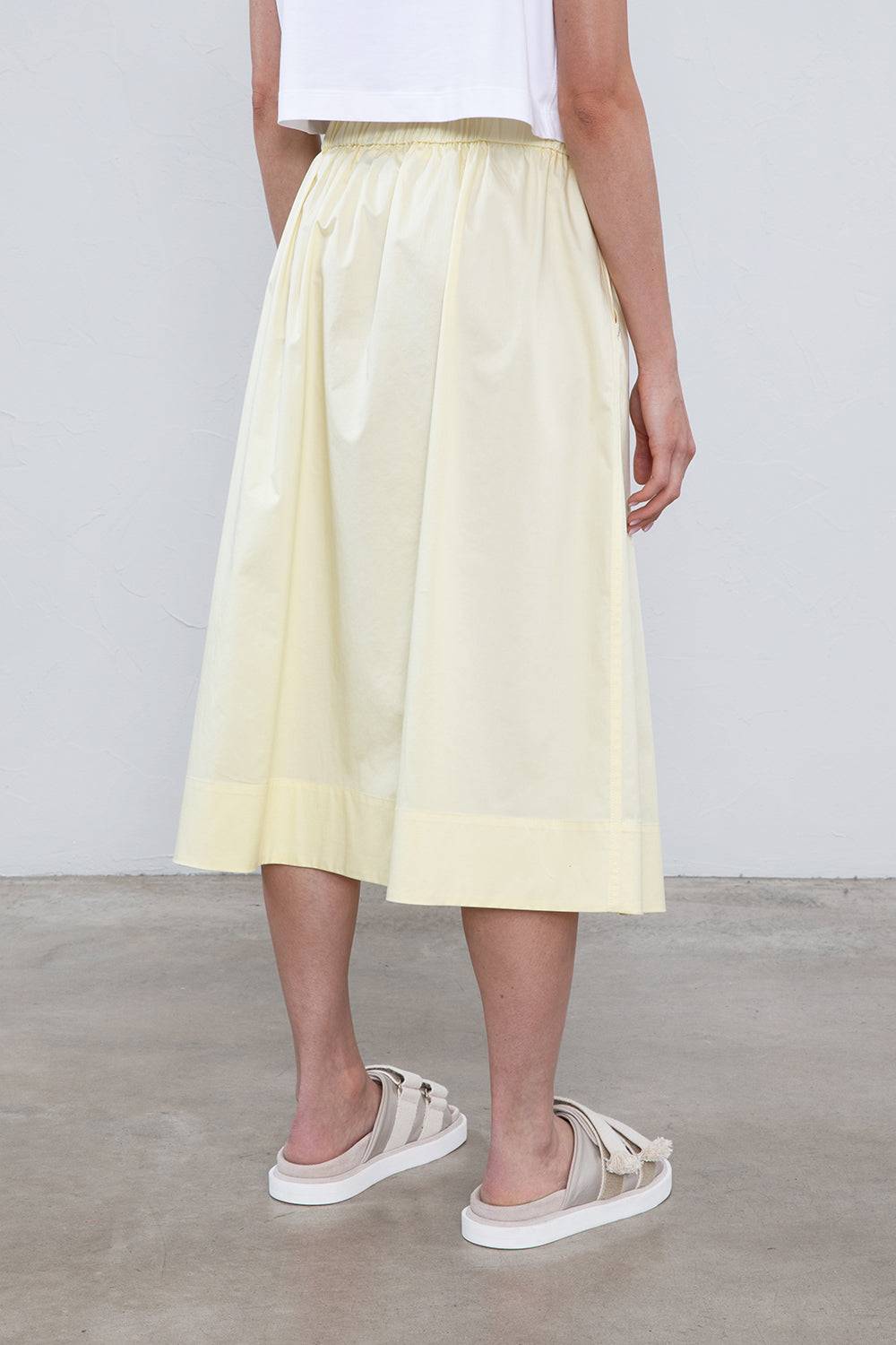 Peserico Gonna midi in leggero raso di cotone stretch Comprare a buon mercato