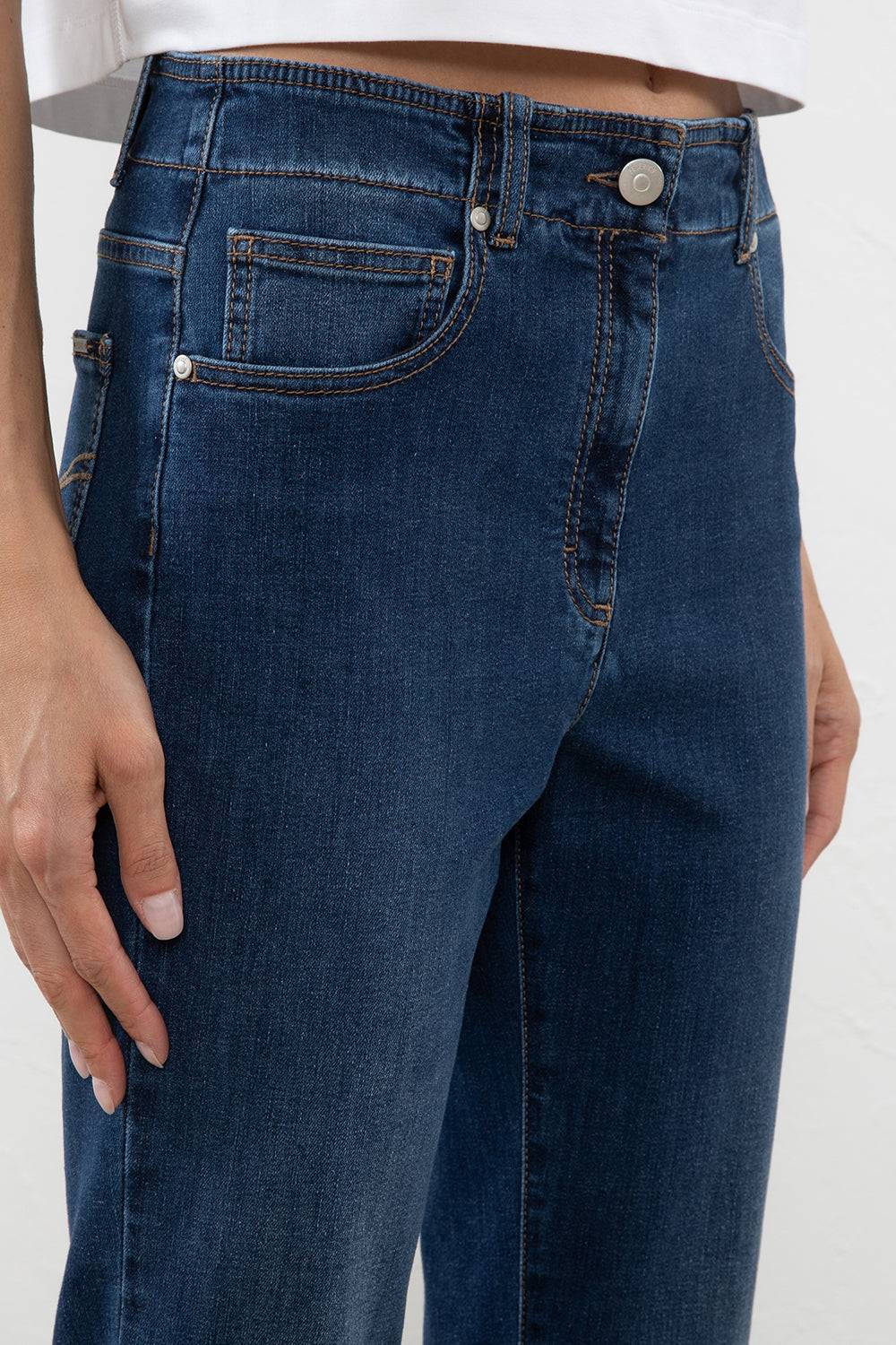 Peserico Denim slim in leggero cotone comfort Offerta natalizia