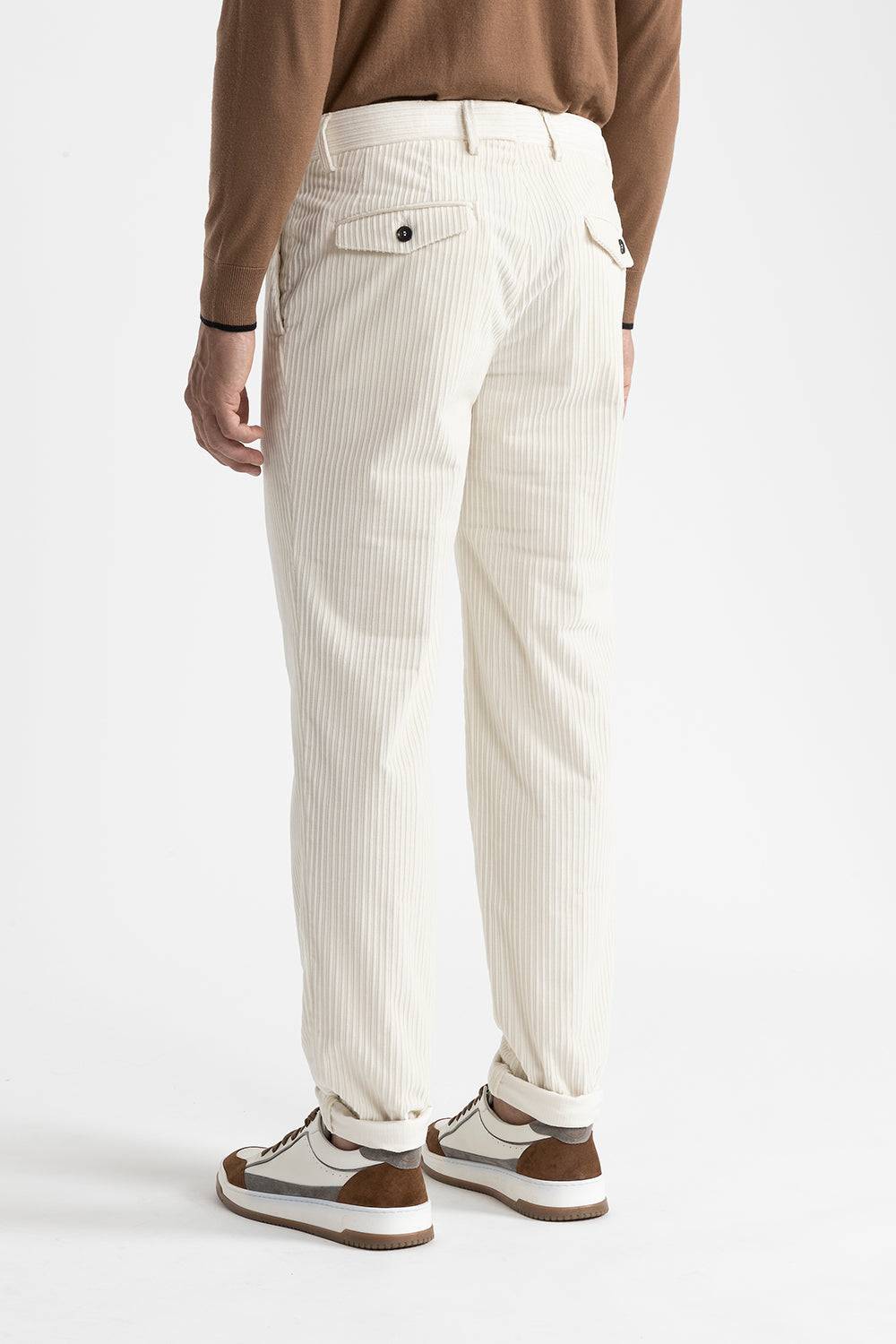 Peserico Pantalone chino in velluto a costa francese 2025