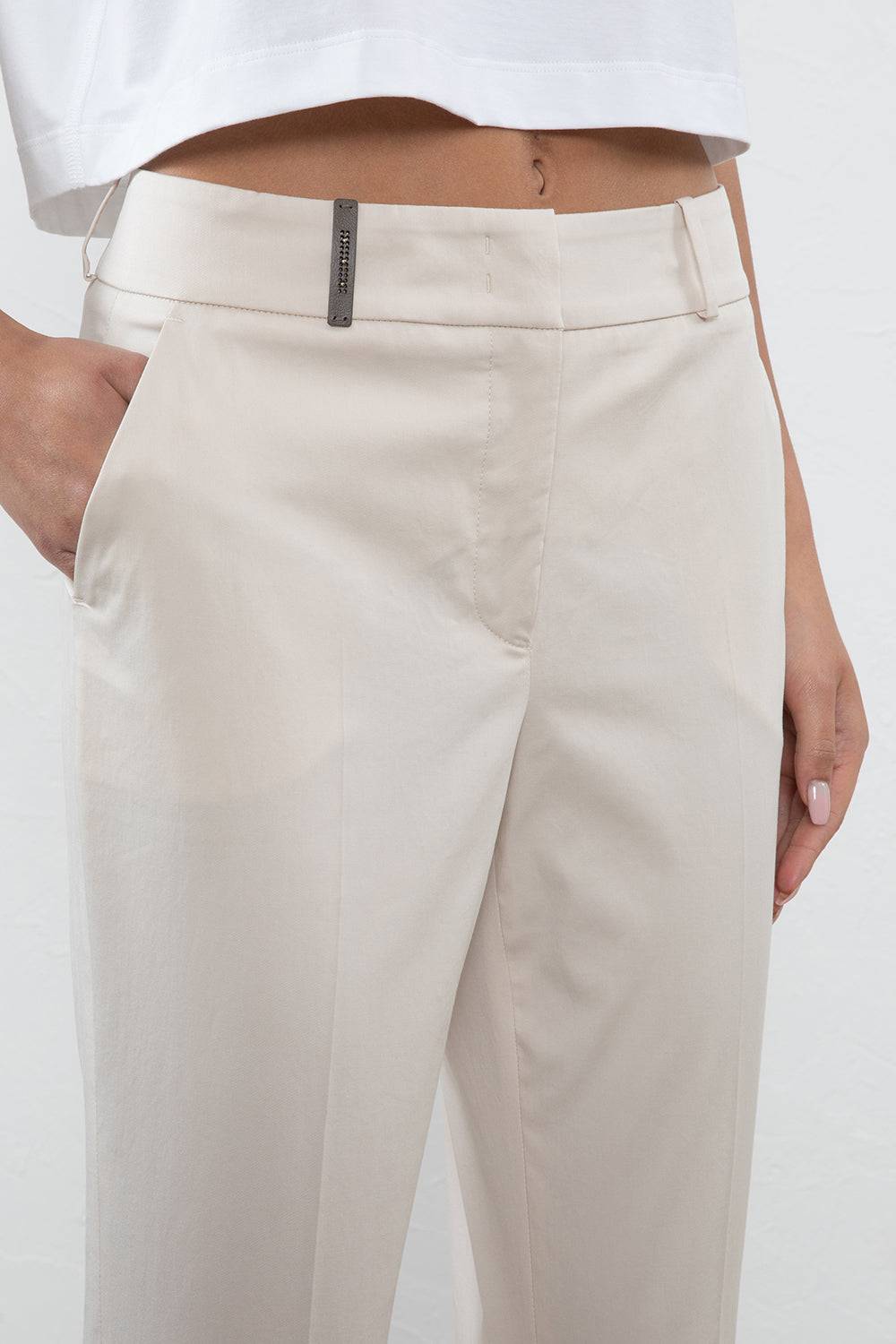 Peserico Pantalone in leggera gabardina di cotone pettinato stretch Offerte stagionali