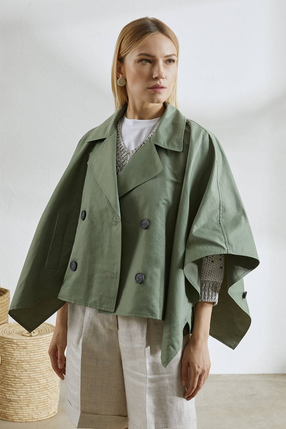 Peserico Mantella doppiopetto in twill leggero di misto lino tecnico