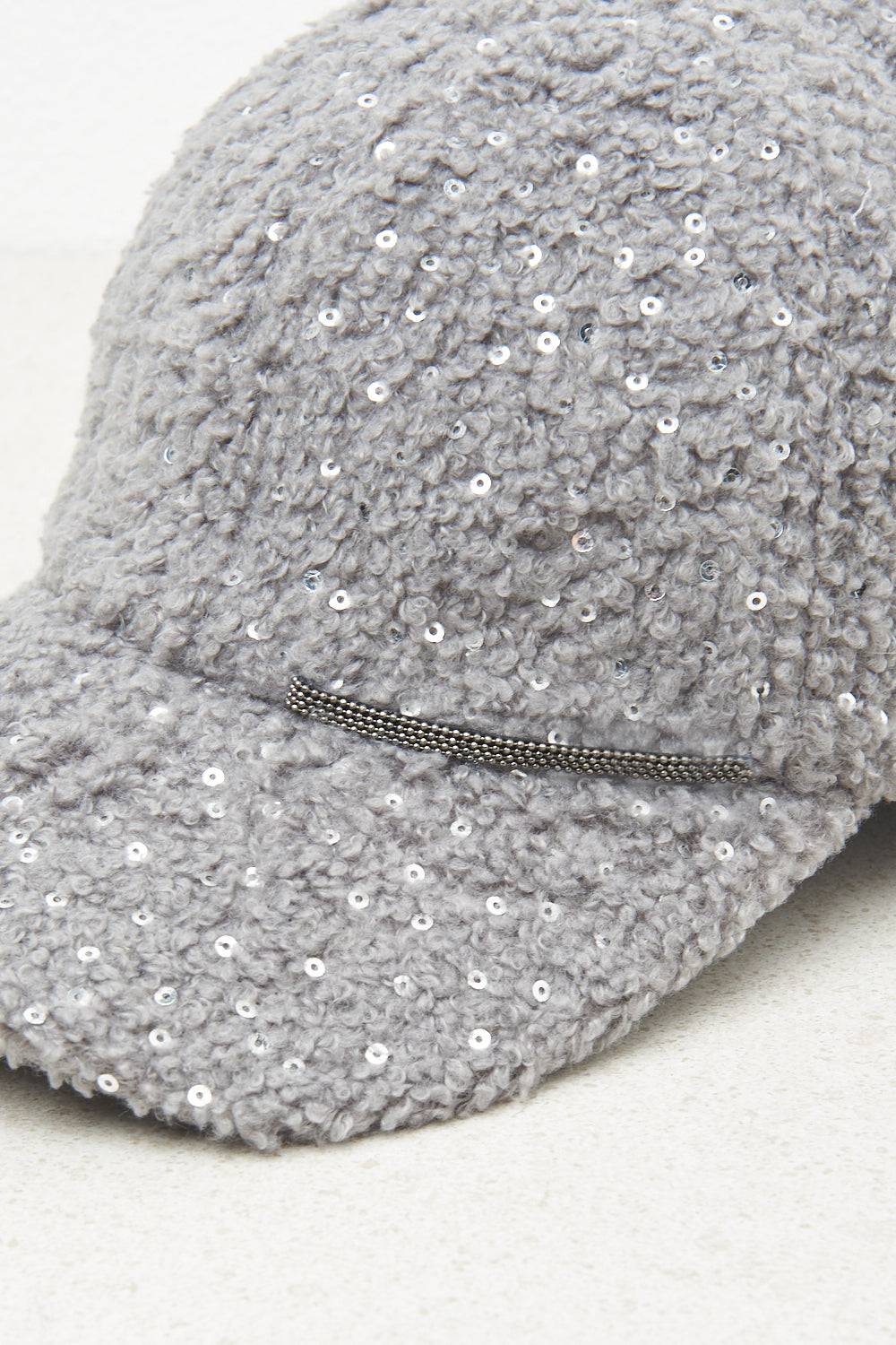 Peserico Cappello baseball in eco-pelliccia con paillettes Fino al 65% di sconto
