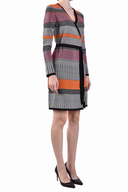 DIANE VON FURSTENBERG Abiti Codice prodotto: DVFDR3R004MCSBO Nuovo