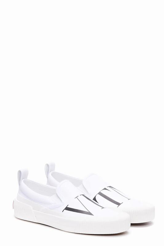 Valentino Garavani Sneakers Codice prodotto: S0G77VPZ Consegna Veloce