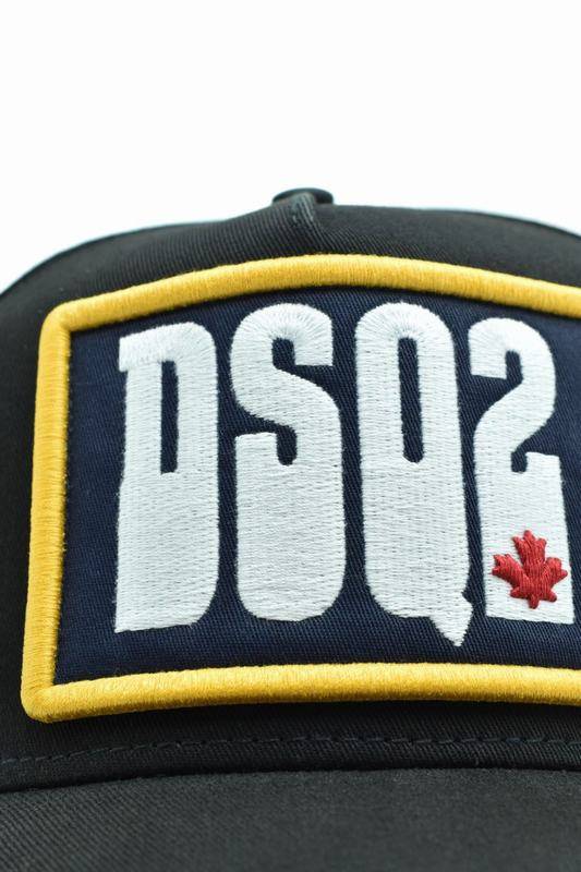 DSQUARED2 Cappelli Codice prodotto: BCM0682 05C000012124 Prezzo Ridotto