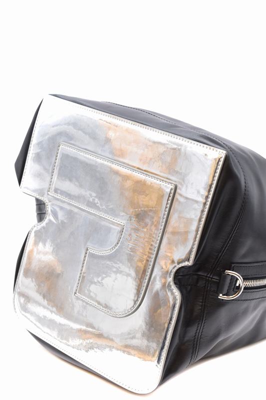 PACO RABANNE A tracolla Codice prodotto: 18APOUCMH3CBASI In Linea