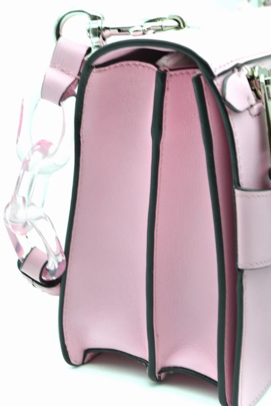 Moschino A mano Codice prodotto: 2 A 7520 8006 0221 Sottocosto
