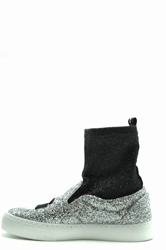 Chiara Ferragni Sneakers Codice prodotto: CF 2094 In Linea