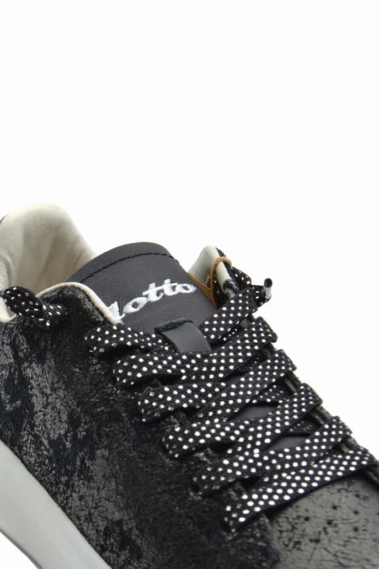 Lotto Sneakers Codice prodotto: T7440 Convenienza