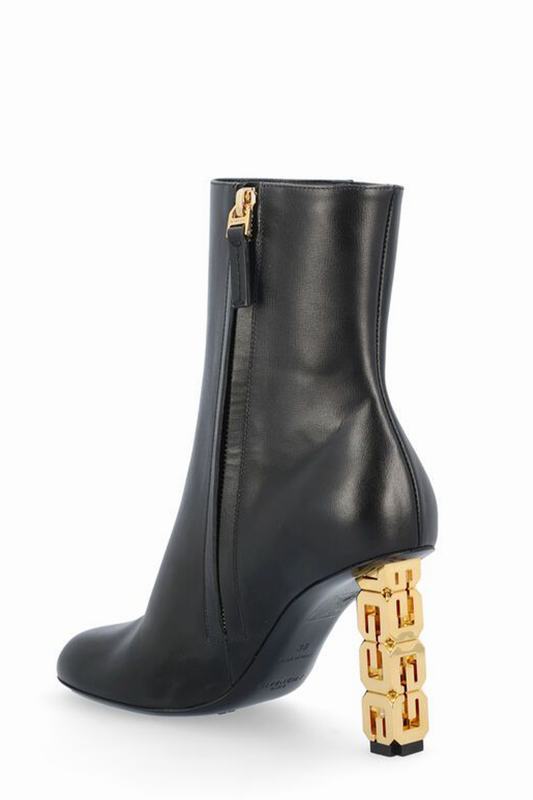 Givenchy Stivali Codice prodotto: BE6034E1GT-001 Nuovo