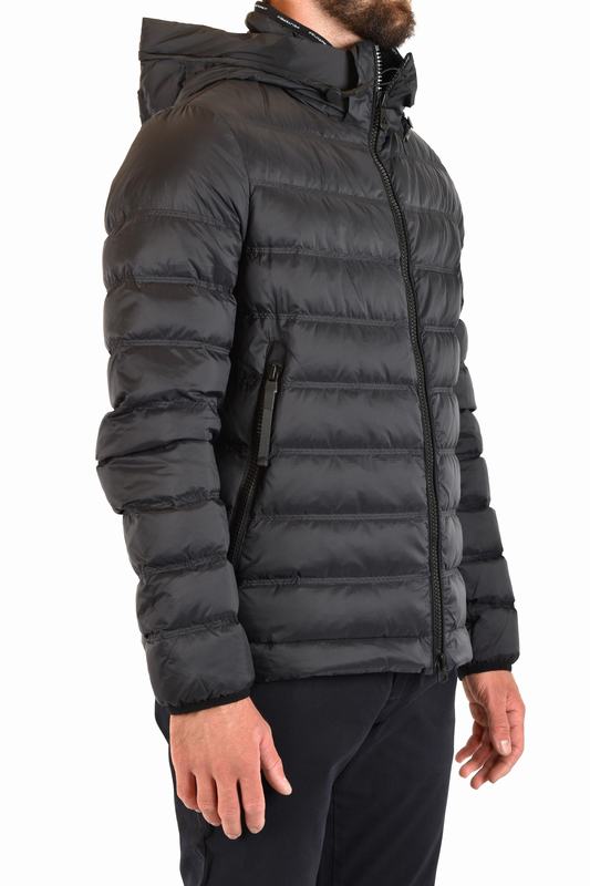 Peuterey Giacche Codice prodotto: PEU3257 01181503 NER Comprare a buon mercato