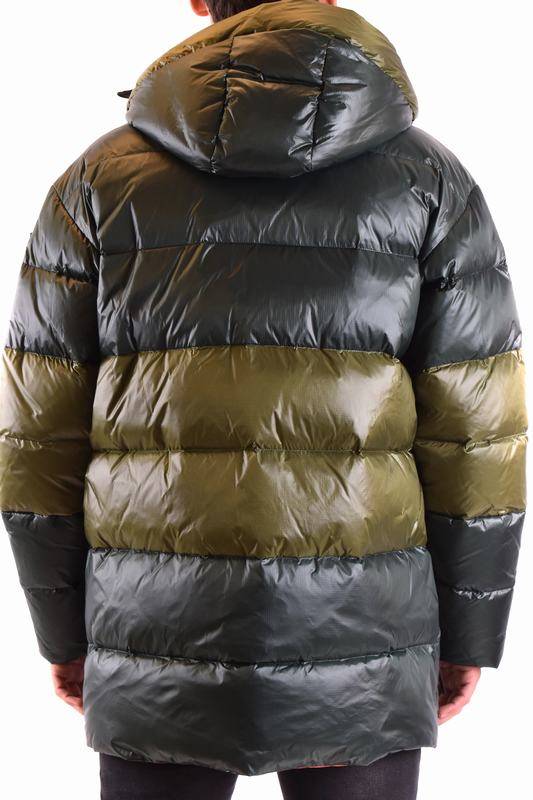 Peuterey Piumini Codice prodotto: PEU4367 01181371 616DV Offerte stagionali