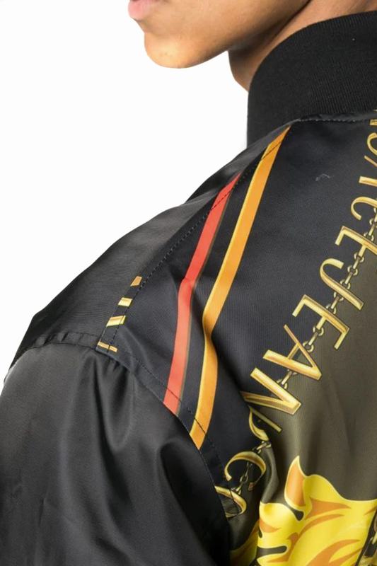 Versace Jeans Couture Giacche di Pelle Codice prodotto: 75GASD07 CQD20899 50% di sconto con spedizione gratuita