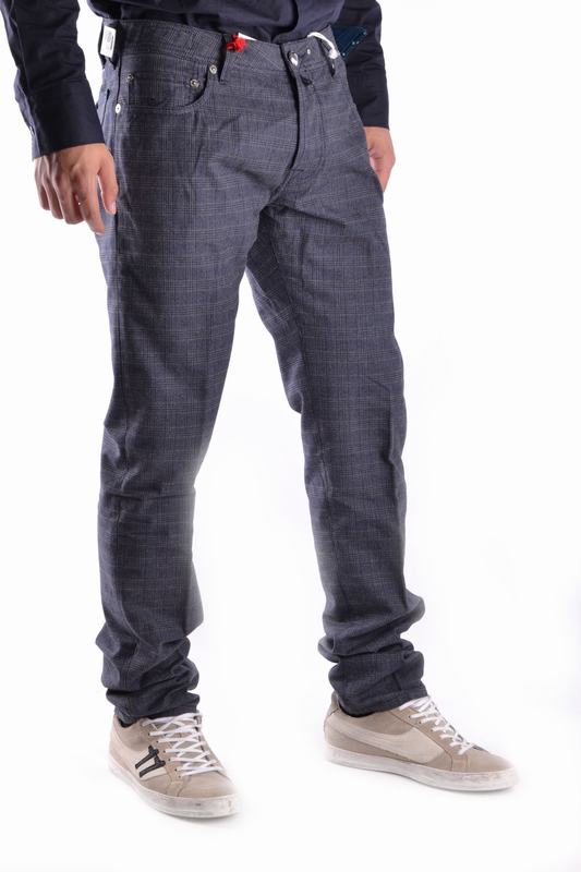 Jacob Cohen Pantaloni Codice prodotto: Black Friday