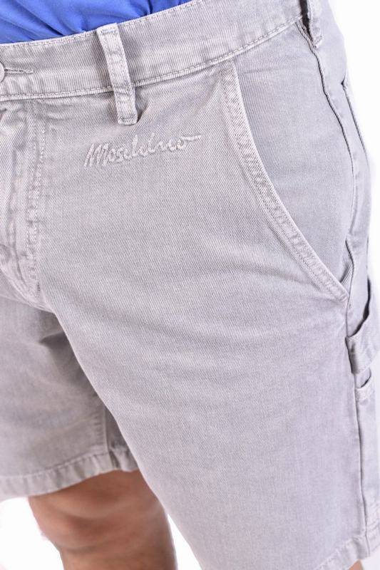 Moschino Bermuda Codice prodotto: A0354 20181486 Offerte esclusive