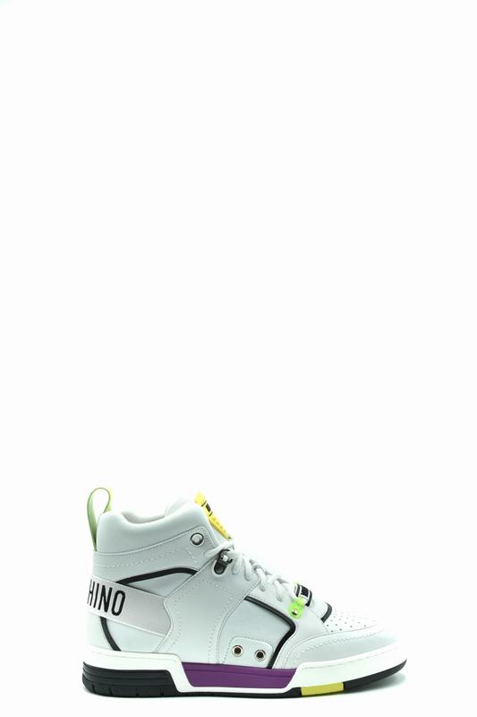 Moschino Sneakers Codice prodotto: MB15604G1G4110A G4110A