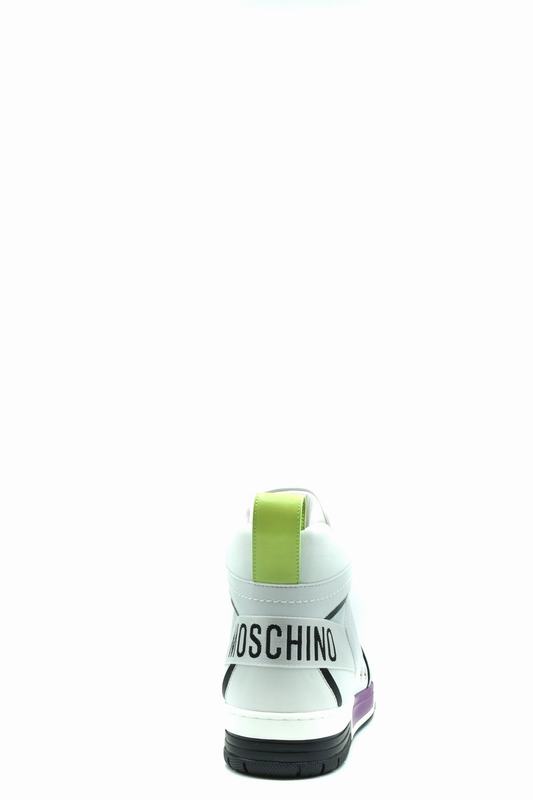Moschino Sneakers Codice prodotto: MB15604G1G4110A G4110A Only for today