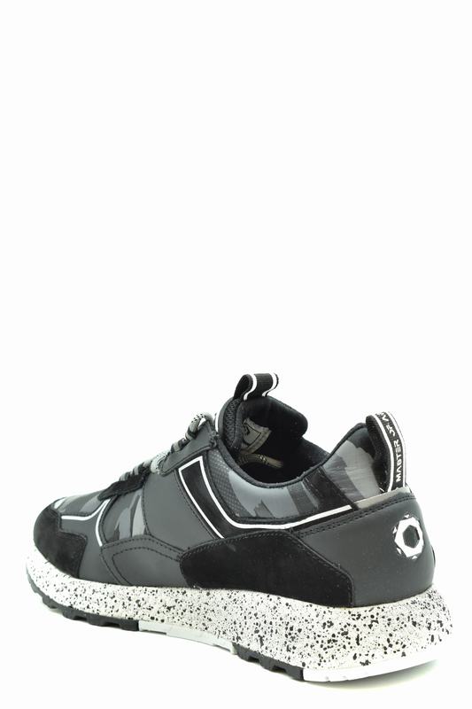 MOA Master of Arts Sneakers Codice prodotto: MOA1333400 Nuova