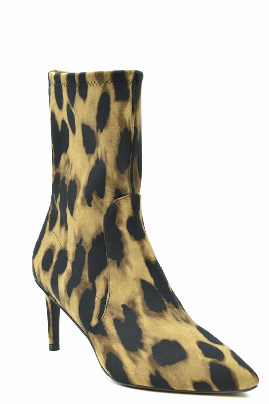 STUART WEITZMAN Stivali Codice prodotto: 1L96585 Grandi sconti
