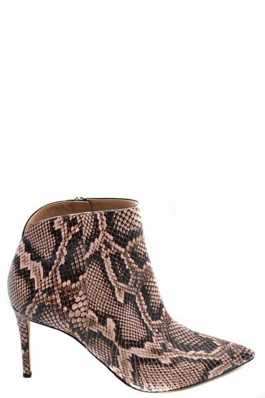 Giuseppe Zanotti Stivali Codice prodotto: E970021 Fino al 55% di sconto